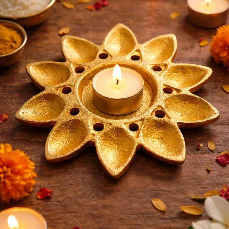Golden Prestige Tealight Holder media 1