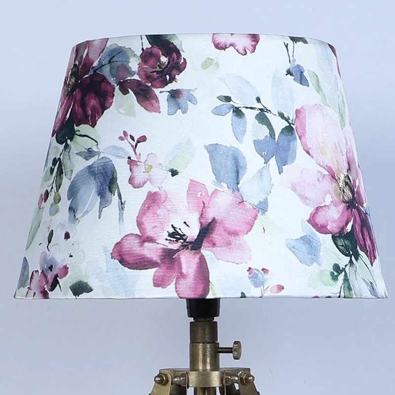 Lumikko Fold Printed Tripod Mango Wood Table Lamp - Multicolor media 4