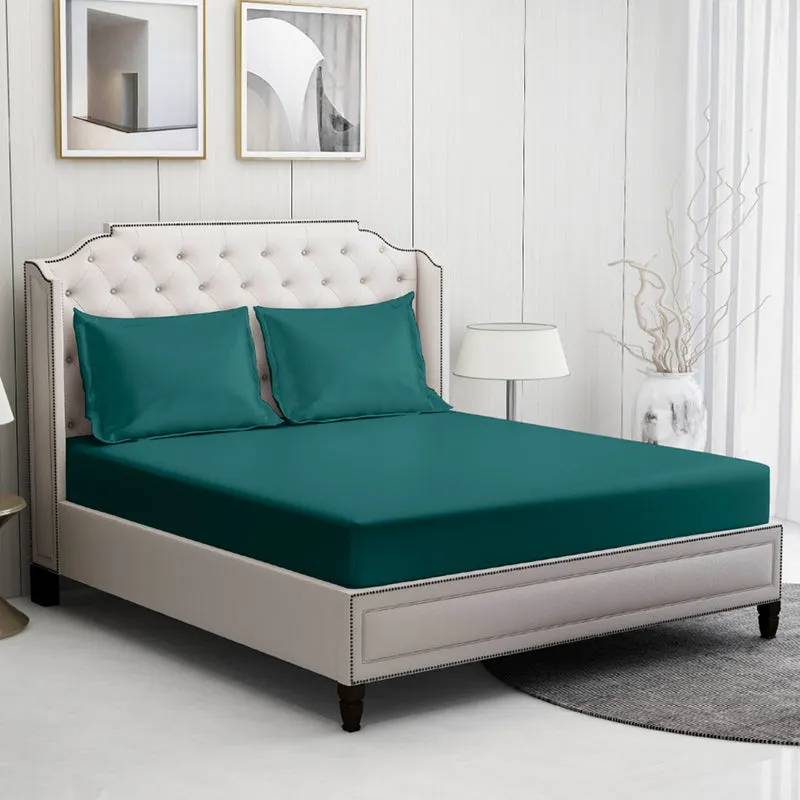 Moonweave Solid Cotton Bedsheet (Emerald Green) - 400 TC media 3