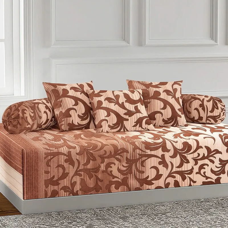 Silora Printed Diwan Set - Six Piece Set media 3