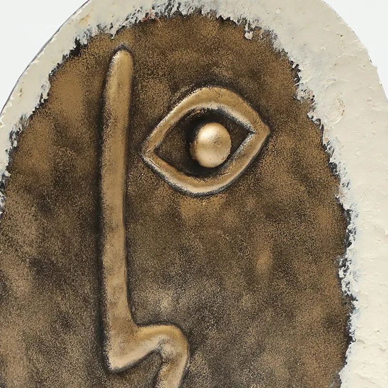 Silent Gaze Metal & Ceramic Showpiece media 4