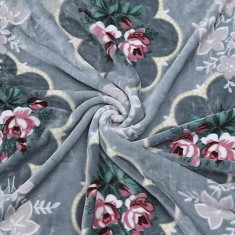 Monte Carlo Velvet Bloom Blanket - 500 GSM media 7