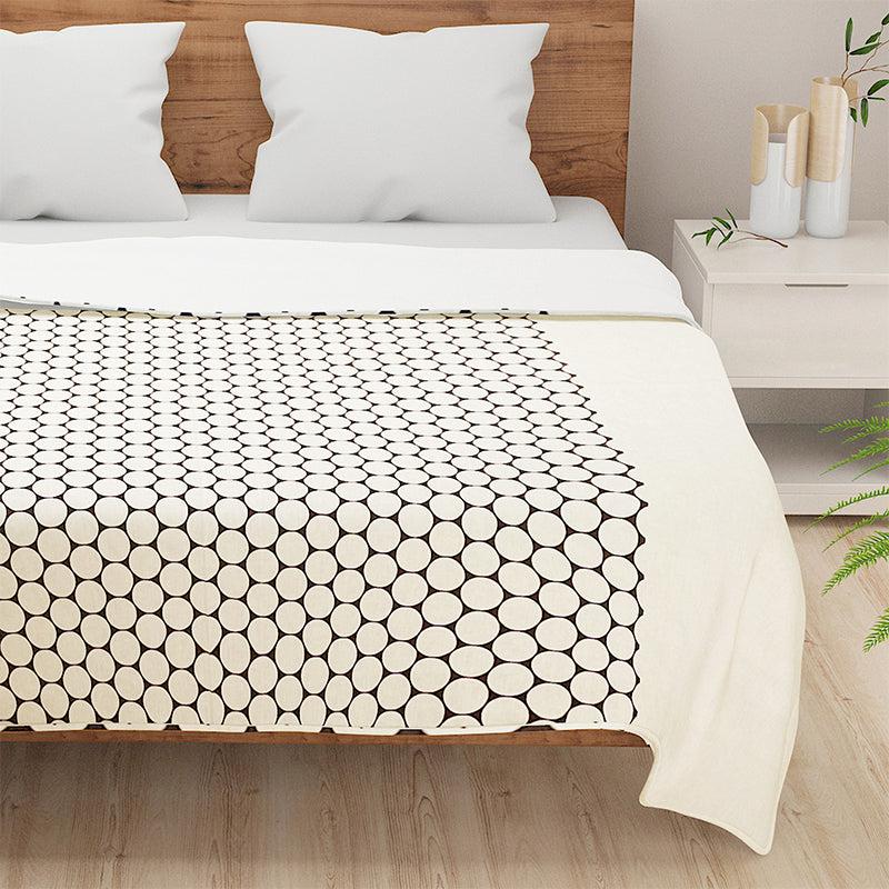 Swayam Nora Geometric Cotton Dohar - 110 GSM media 4