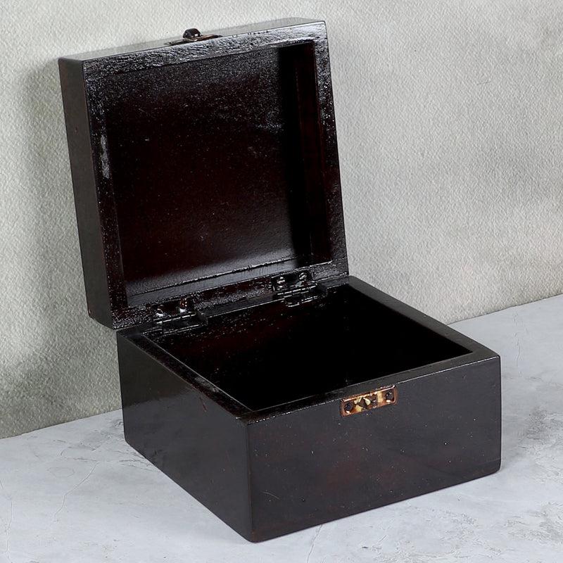 Shama Handpainted Organizer media 3