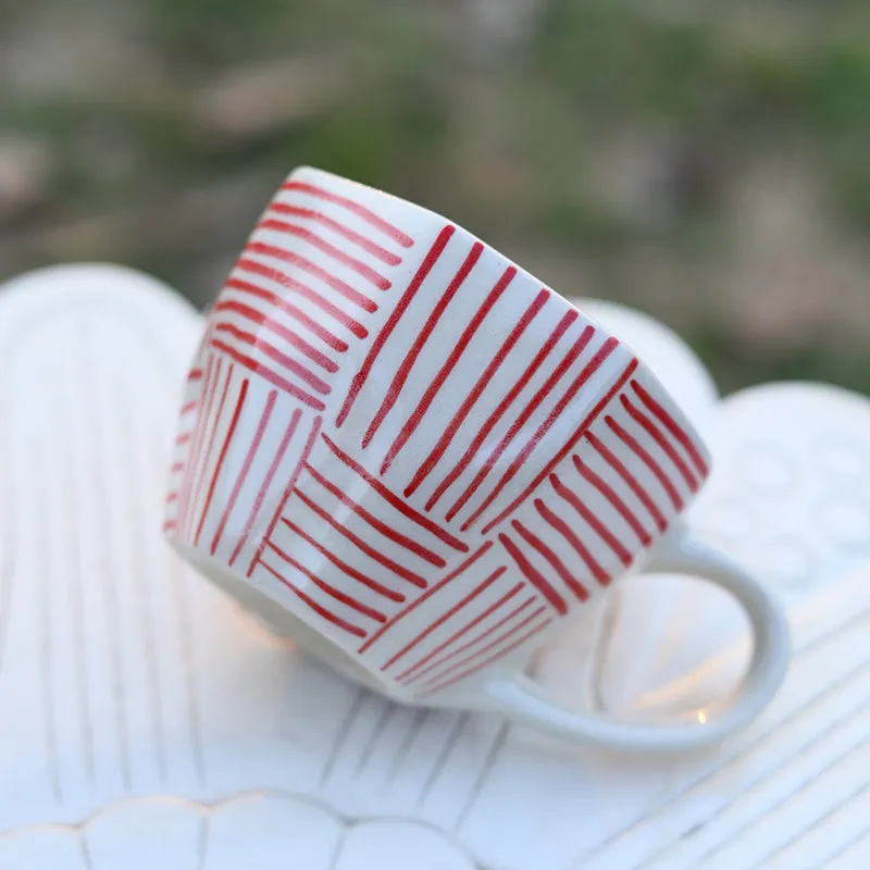 Bruna Ceramic Tea Cup (200 mL)/Red,White) media 3