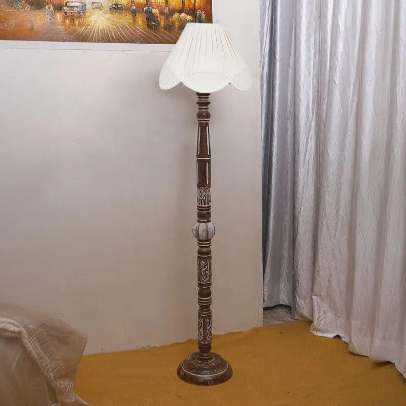 Colto Wave Floor Lamp media 3