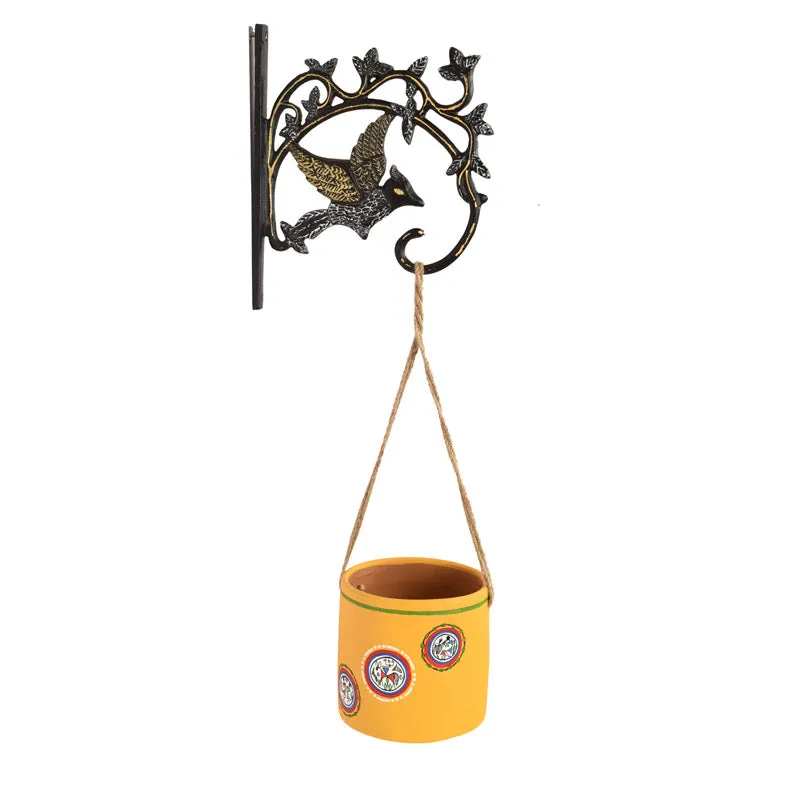 Kajal Hanging Planter media 3