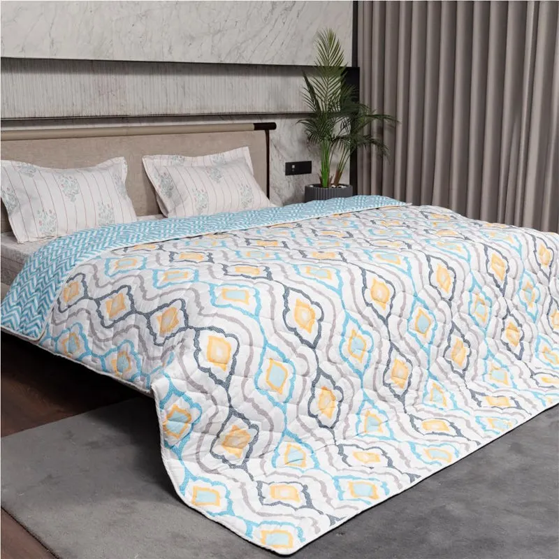 Urban Space Morocco Reversible Comforter - 200 GSM media 1