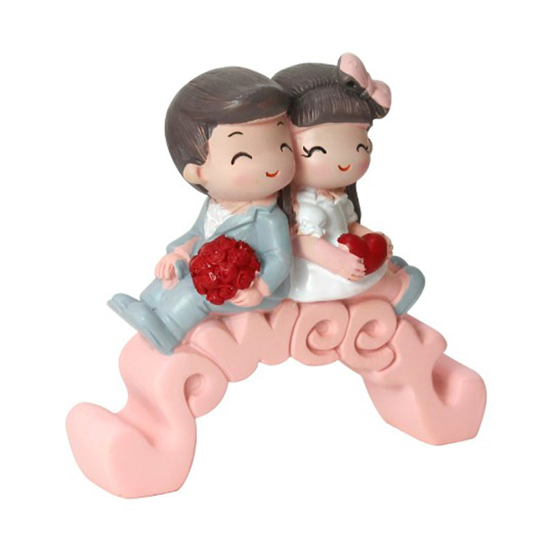Sweet Couple Resin Showpiece media 4
