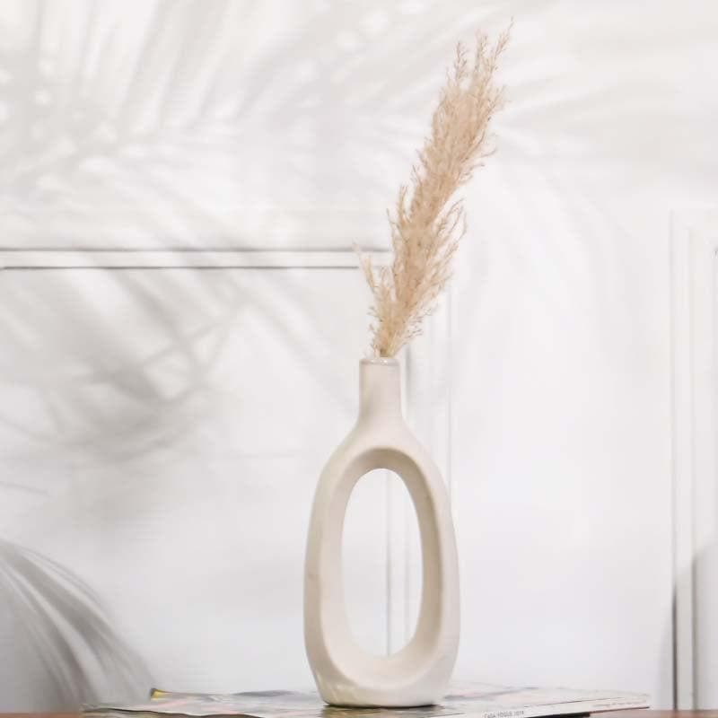 Gunnen Vases (White) - Set of Two media 5