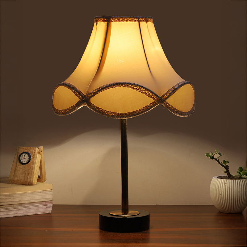 Curved Vintage