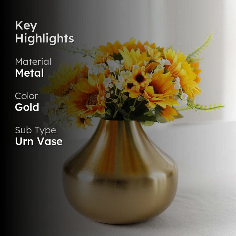 Lumio Metal Vase media 2