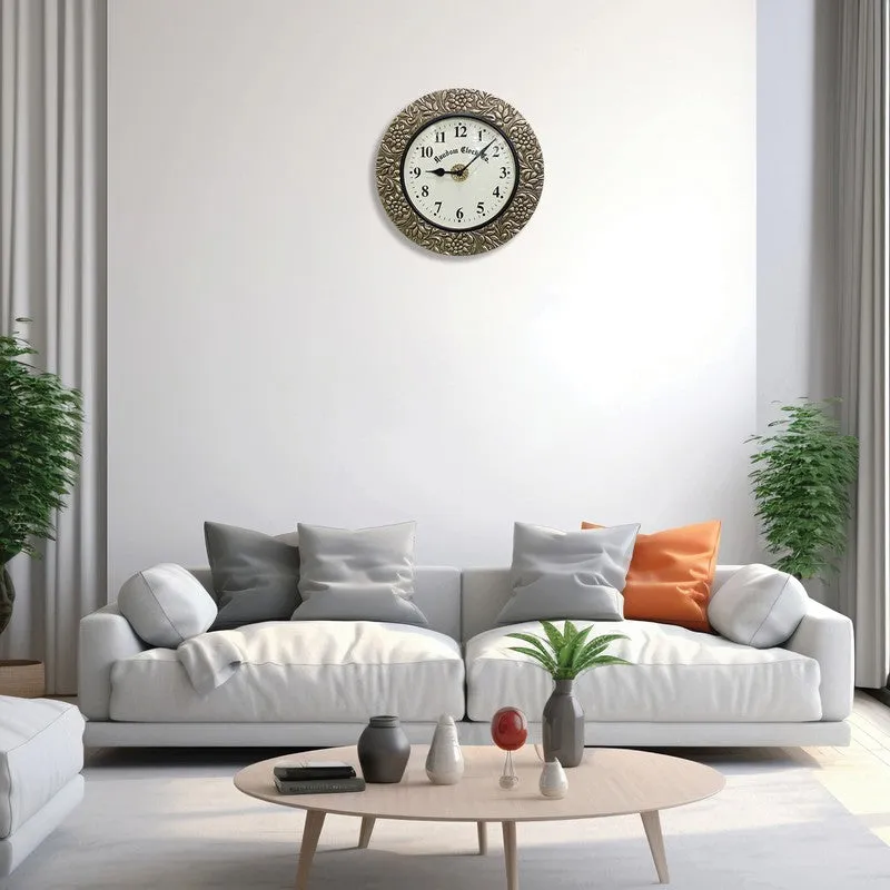 Elvora Brass Analog Wall Clock media 6