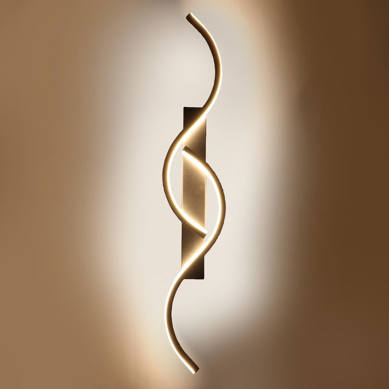Elaris Iron Wall Lamp media 7