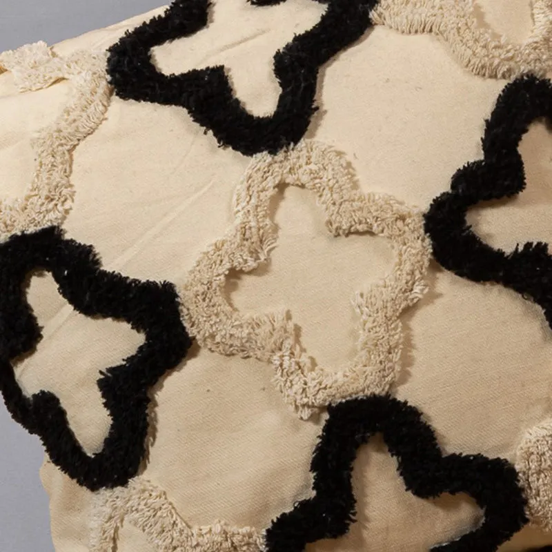 Mistre I Tufted Cushion Cover media 5