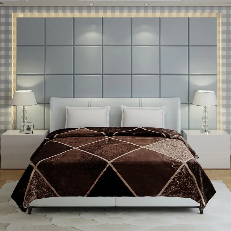 Monte Carlo Chocolate Dreamscape Blanket - 1000 GSM media 1