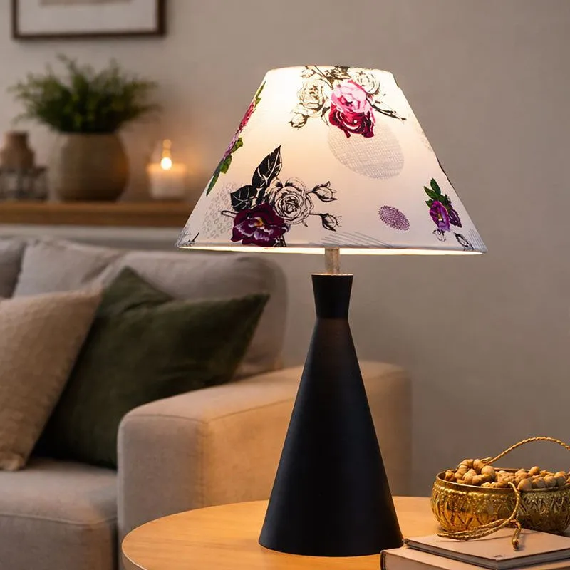 PetalVista Metal Table Lamp media 3