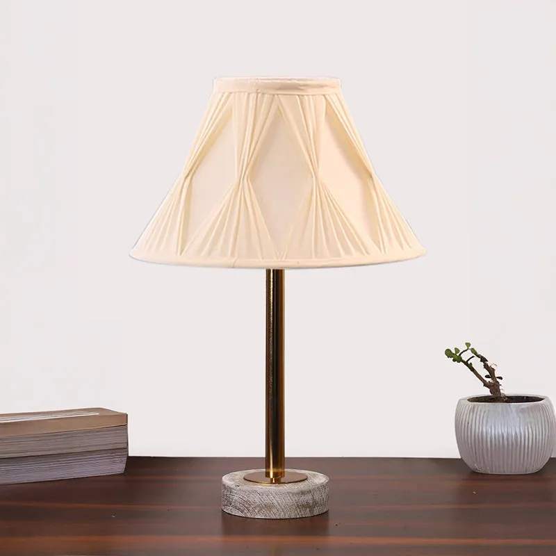 Pleatra Pinch Rodin Wooden Table Lamp - Ivory,Gold,White media 3