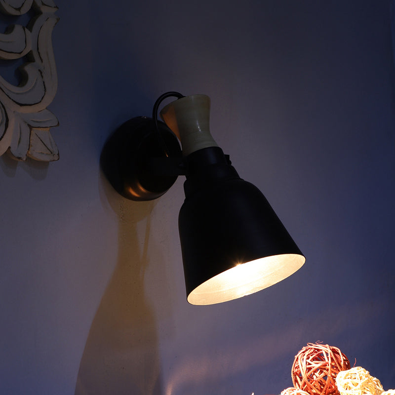 Koios Iron Wall Lamp