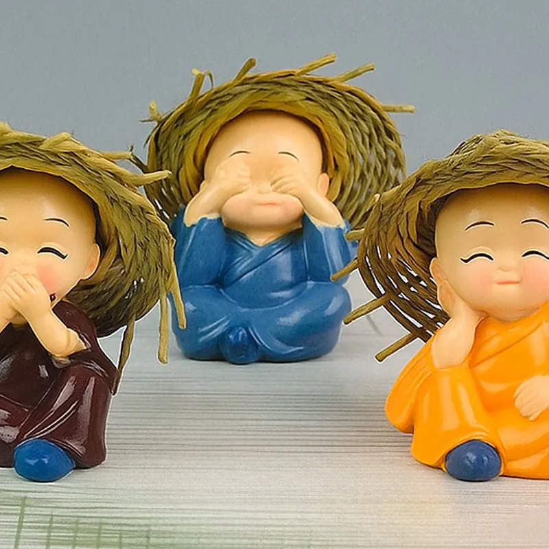 Baby Monk with hat Showpiece - Set Of Four media 4