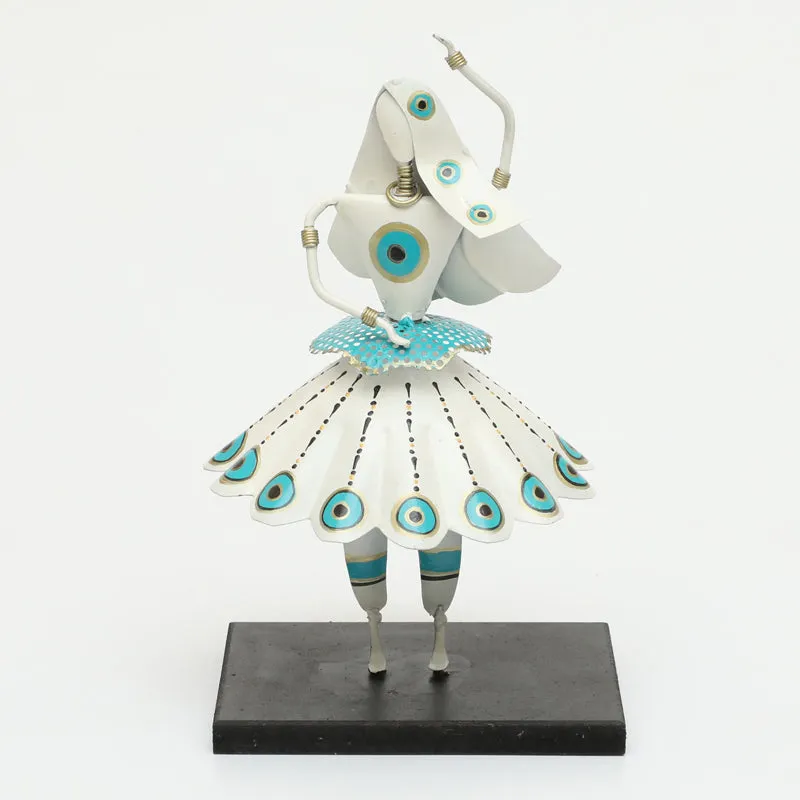 Poetry in Pose Poise Showpiece media 3