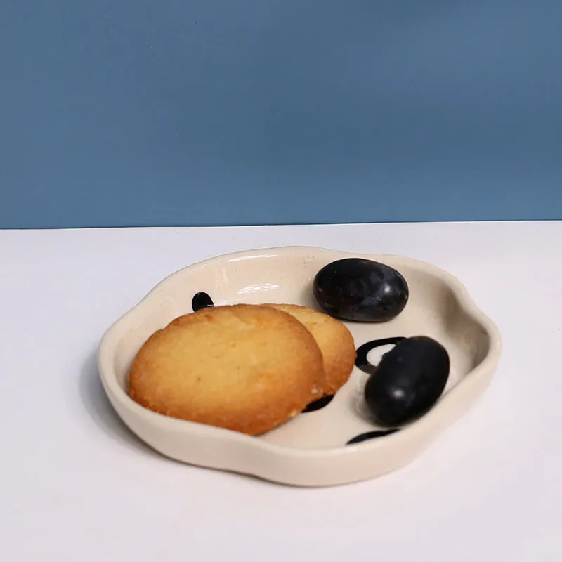 Flavia Ceramic Quarter Plate media 1