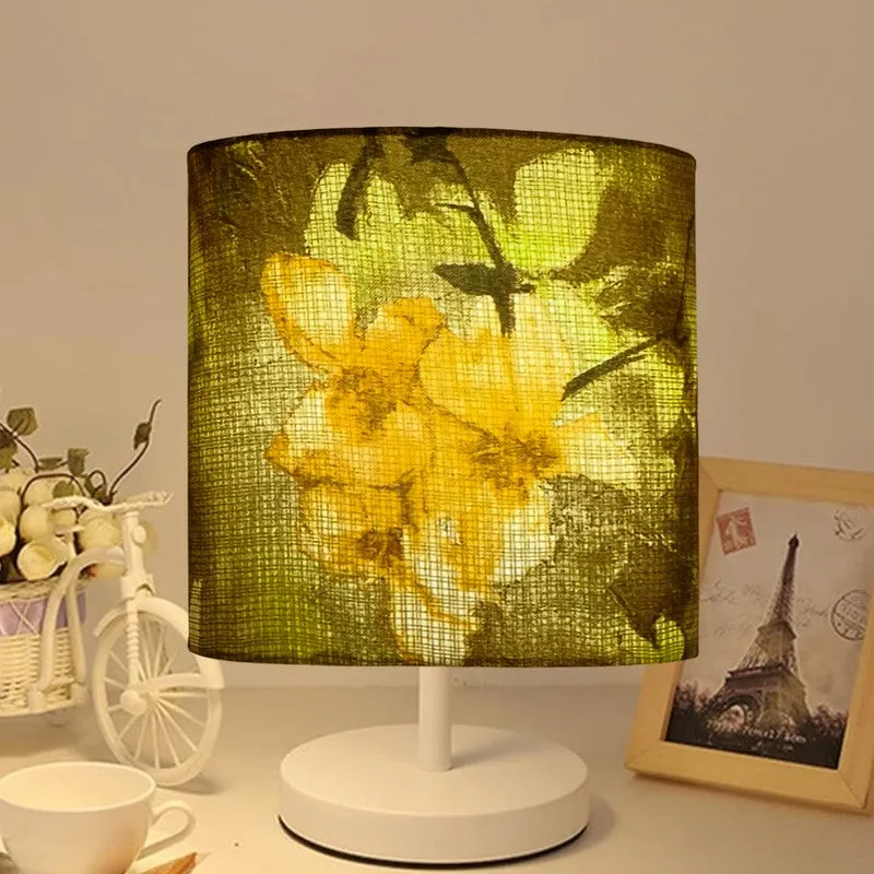 LeafCharm Metal Table Lamp media 1