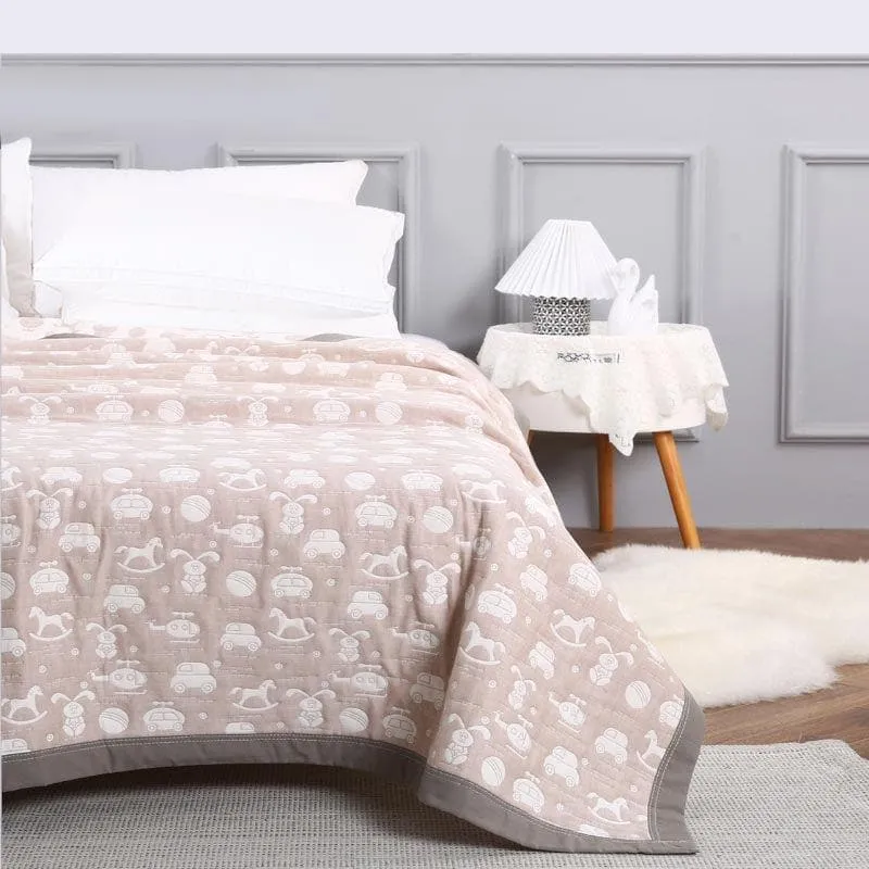 Snuggle Safari Bedcover media 1