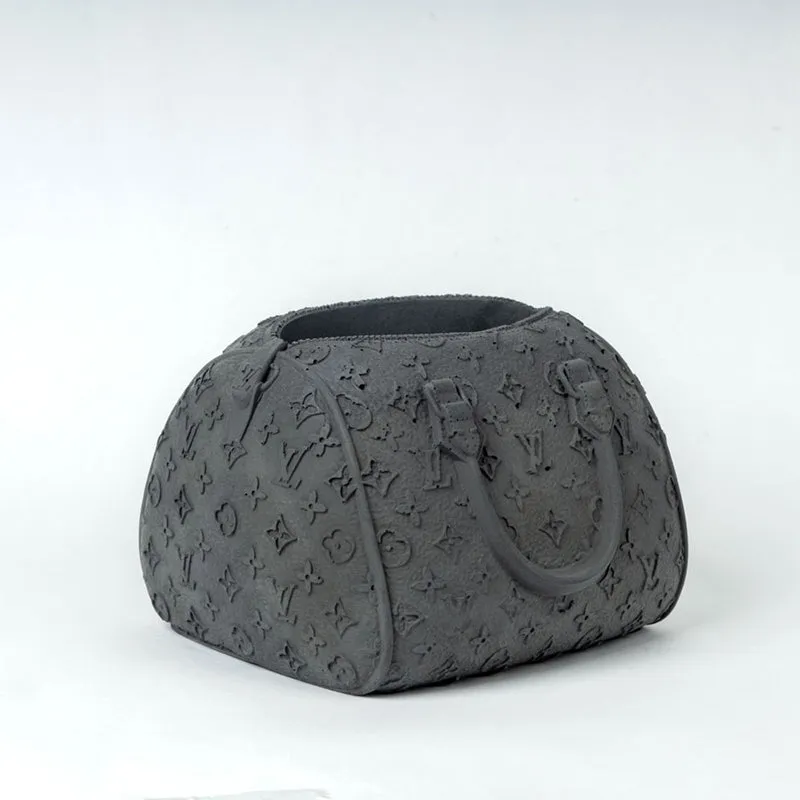 Lorga Bag Showpiece media 3
