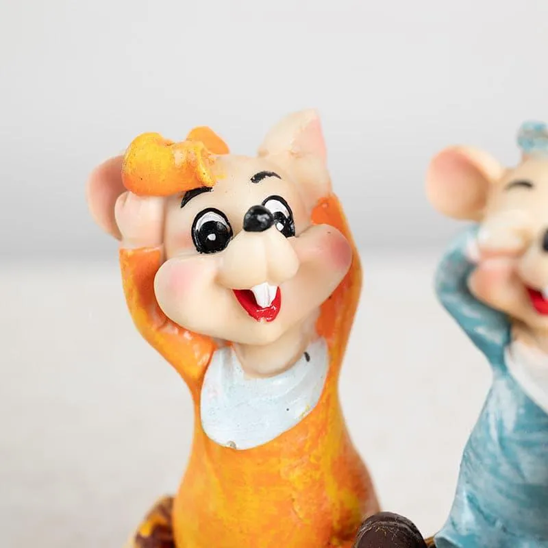 Mousy Business Showpiece media 5