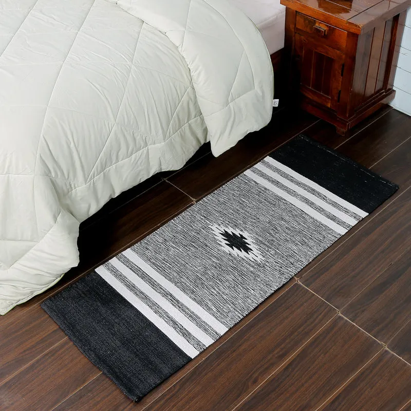 Decoria Cotton Runner Rug - Black media 3
