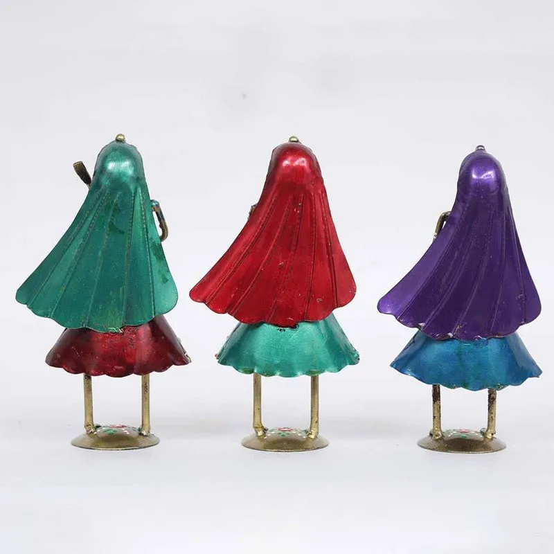 Dancing Troupe Ethnic Showpiece - Set Of Three media 6
