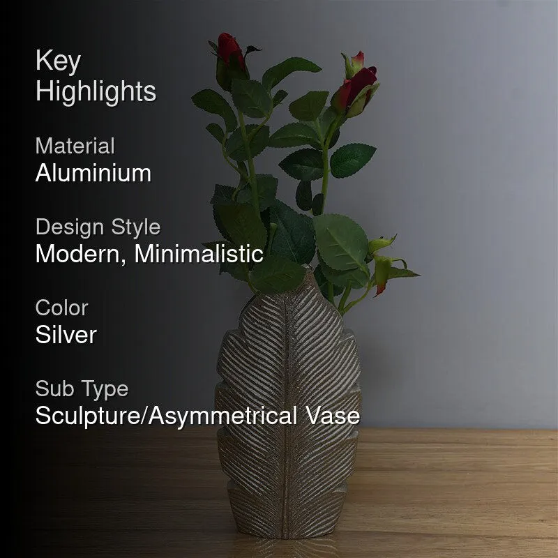 Palm Laef Vase - Silver media 2