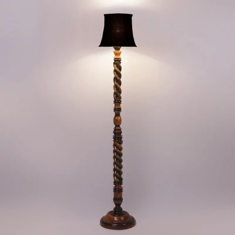 ConicalCurve Floor Lamp (Black) media 5