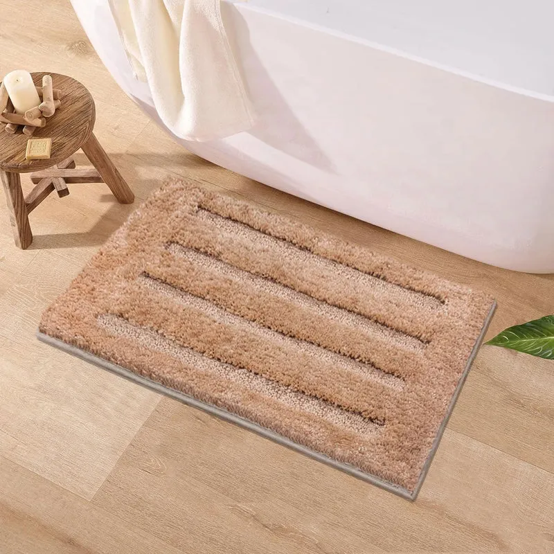 Luxe Classic Bath Mat - Taupe media 1