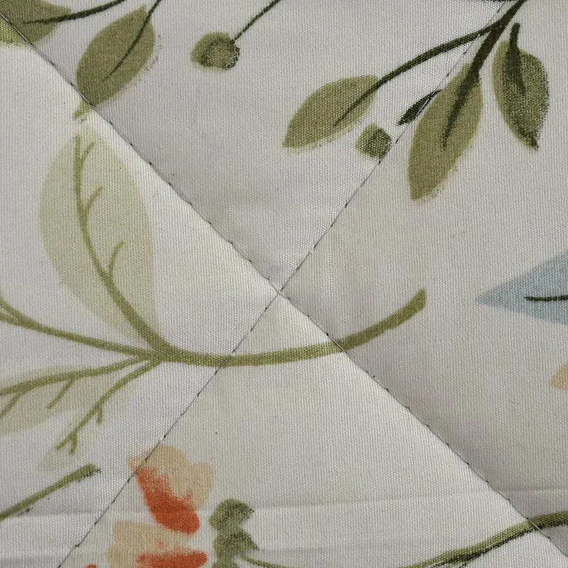 Hushed Blooms Floral Comforter - 150 GSM media 5