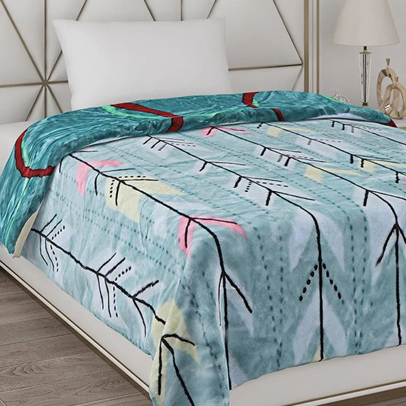 Monte Carlo Dreamscape Throw Reveisible Blanket - 500 GSM media 5