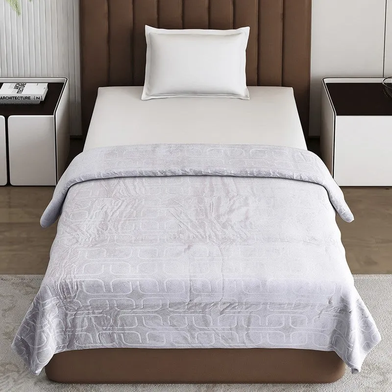 Monte Carlo Warmora Geometric Print Polyester Blanket (Light Grey) - 210 GSM media 3
