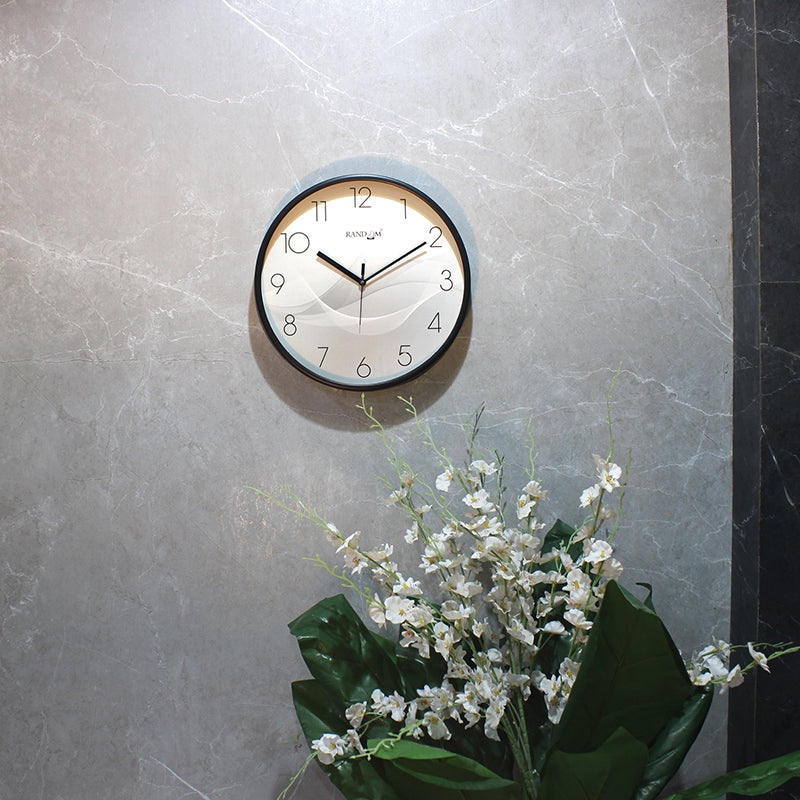 Kronika Nuo Wall Clock
