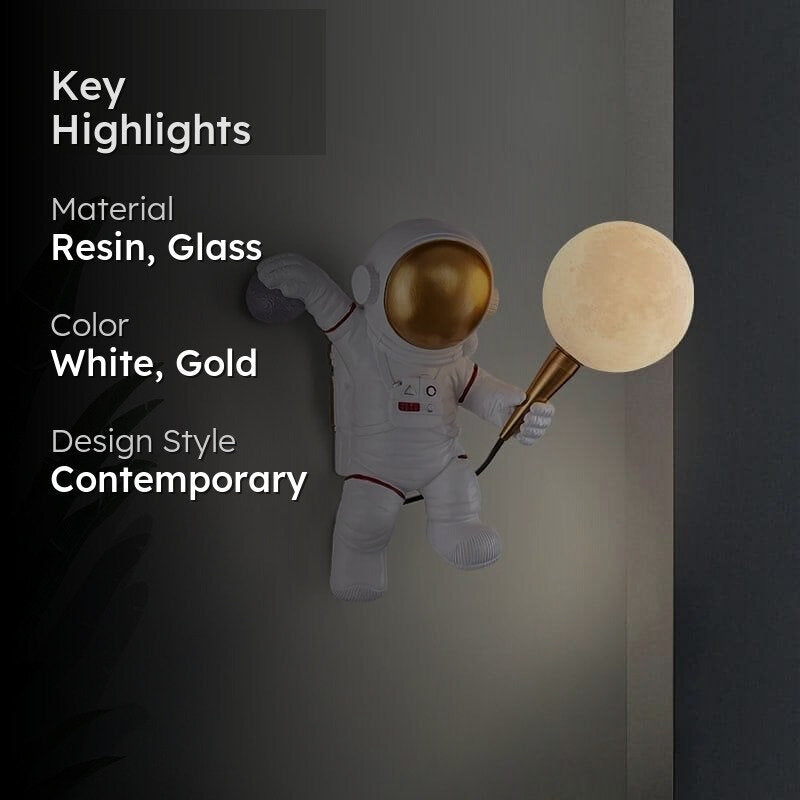 Astronaut Lumina LED Resin Wall Lamp media 2