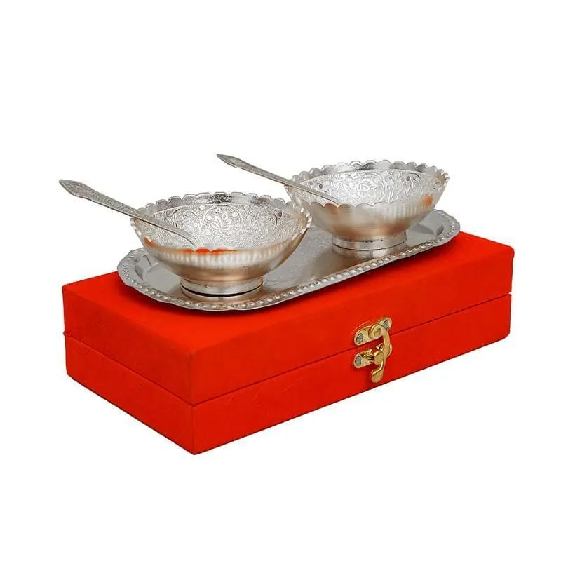 Lavish Penchant Gift Set- Silver media 4