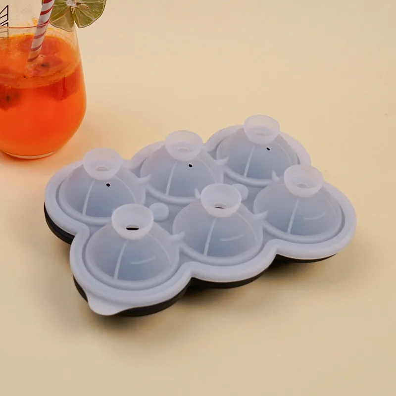 Frost Silicone 4-Cube Ice Mould - Black media 3