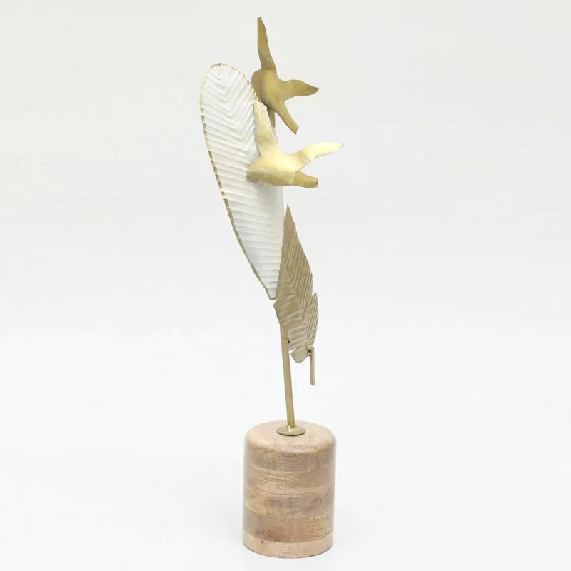 Damir Abstract Showpiece media 5