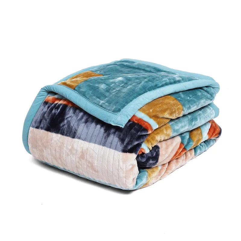 Monte Carlo Autumn Embrace Blanket (Multicolor) - 900 GSM media 5