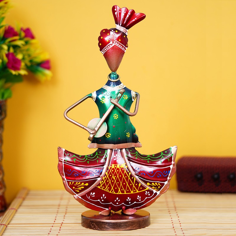Heritage Whirl Showpieces