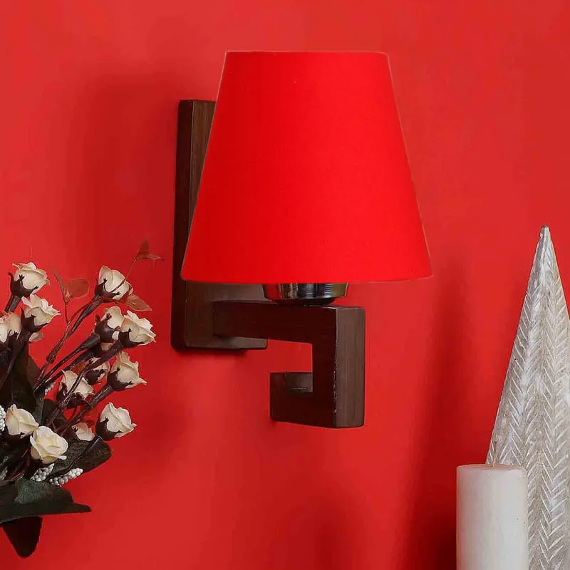 Rood Conical Wooden Wall Lamp media 3
