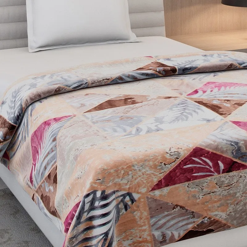 Monte Carlo Graphilo Printed Polyester Blanket (Peach) - 300 GSM media 5