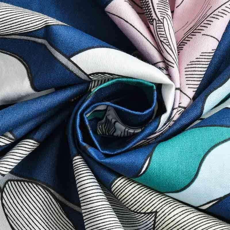 Enlarged Floral Charm Cotton Bedsheet - 210 TC media 4