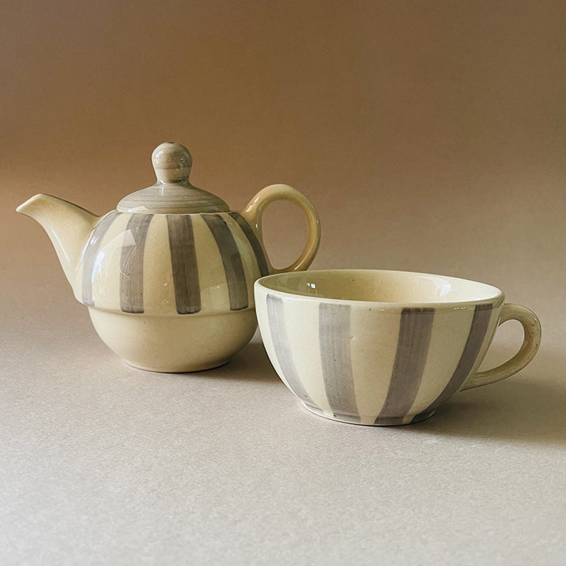 Silensteep Ceramic Tea Pot With Tea Cup (Grey/200 mL/350 mL) - Two Piece Set media 3