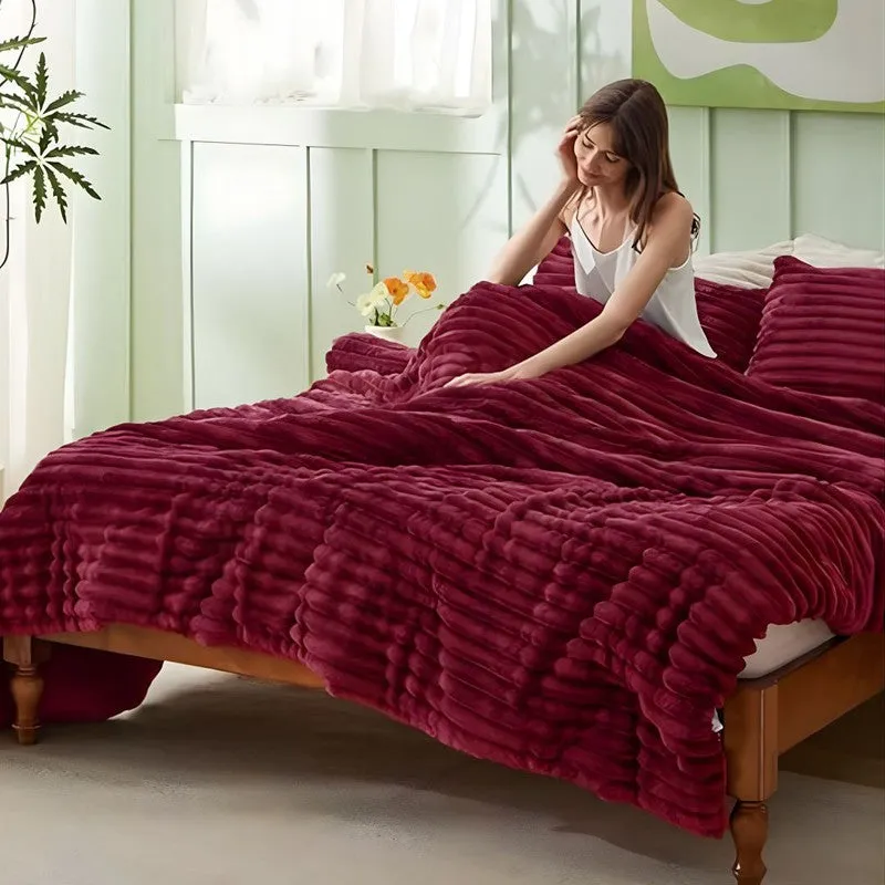 PureDrape Comfort (Maroon) Bedding Set - Four Piece Set media 5